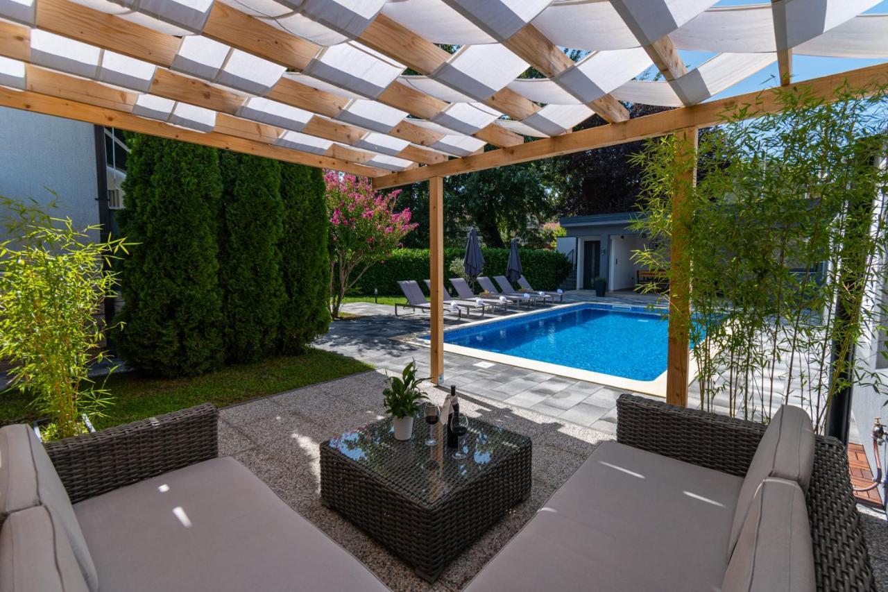 The Oasis Villa Trilj Ngoại thất bức ảnh