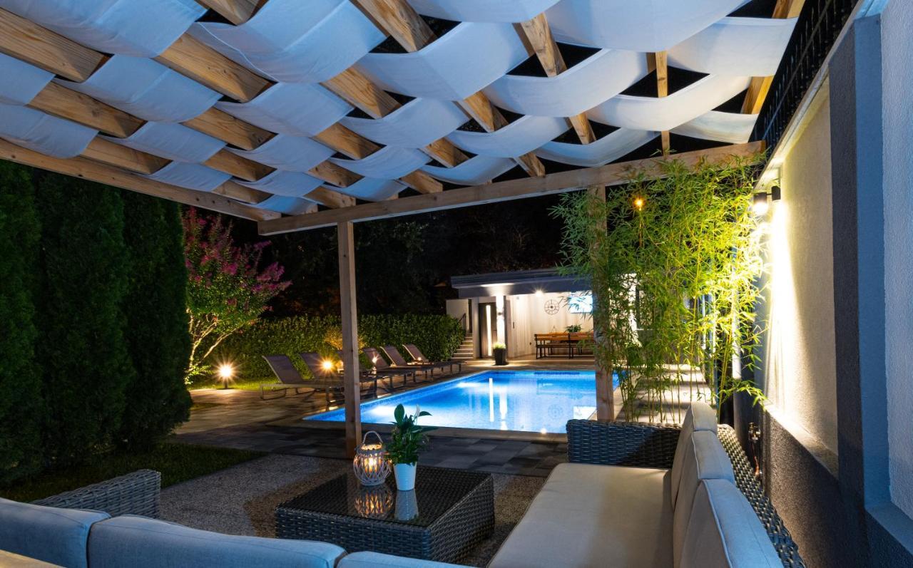 The Oasis Villa Trilj Ngoại thất bức ảnh